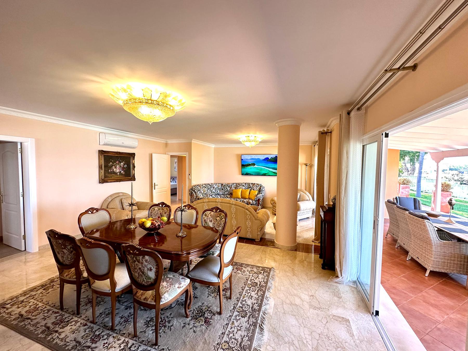 The Main Villa 6