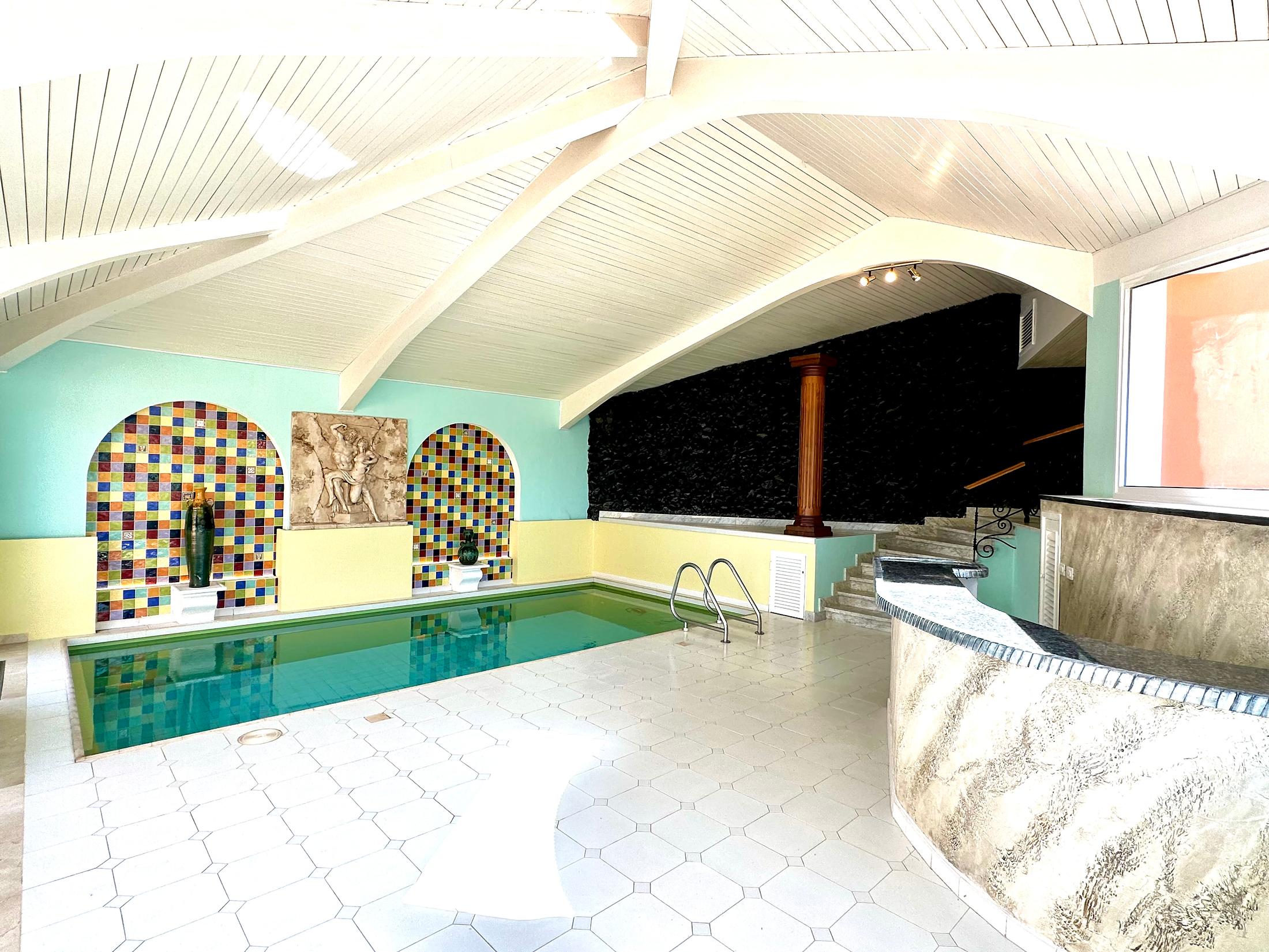 The Main Villa 21