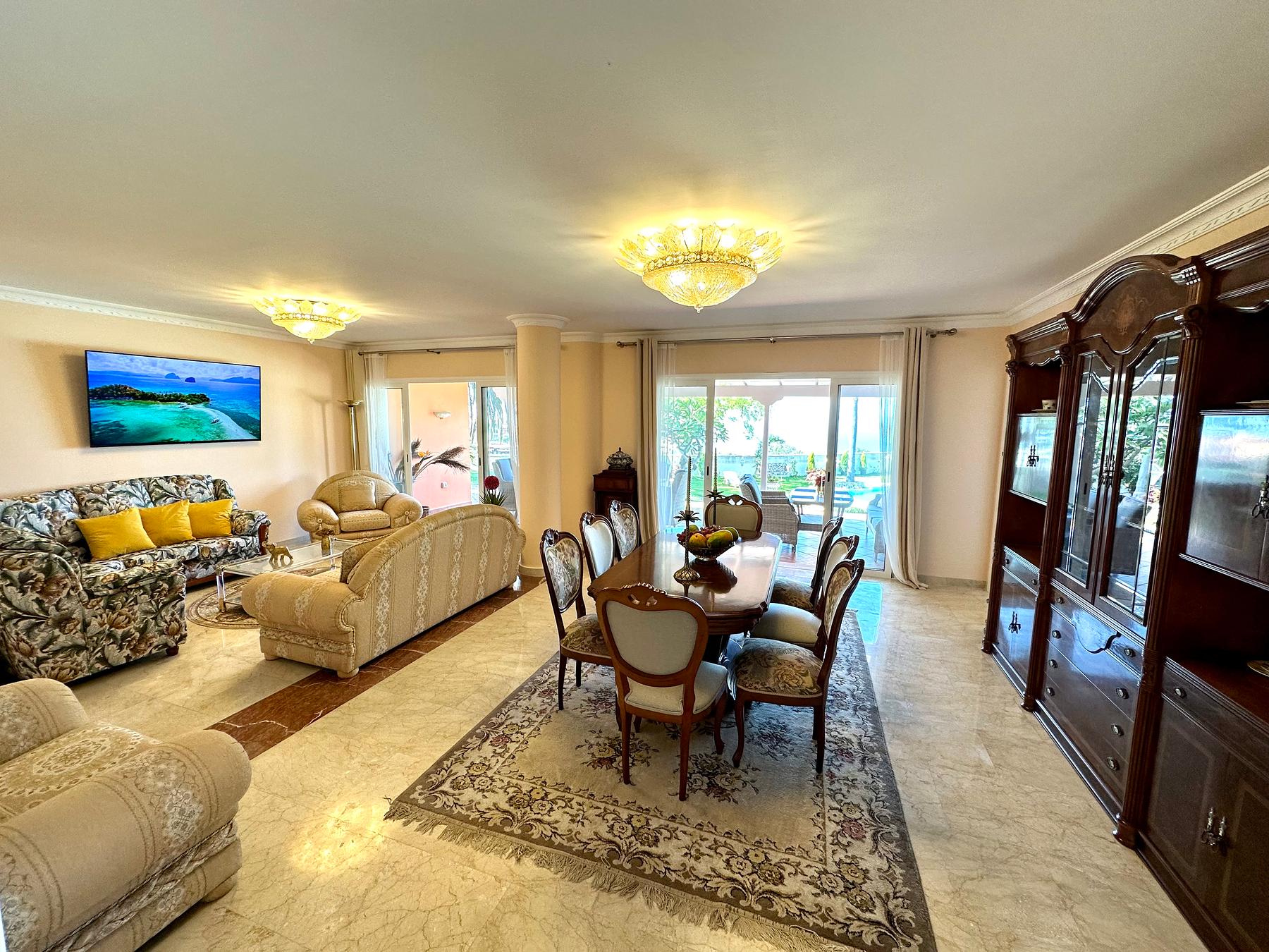 The Main Villa 4