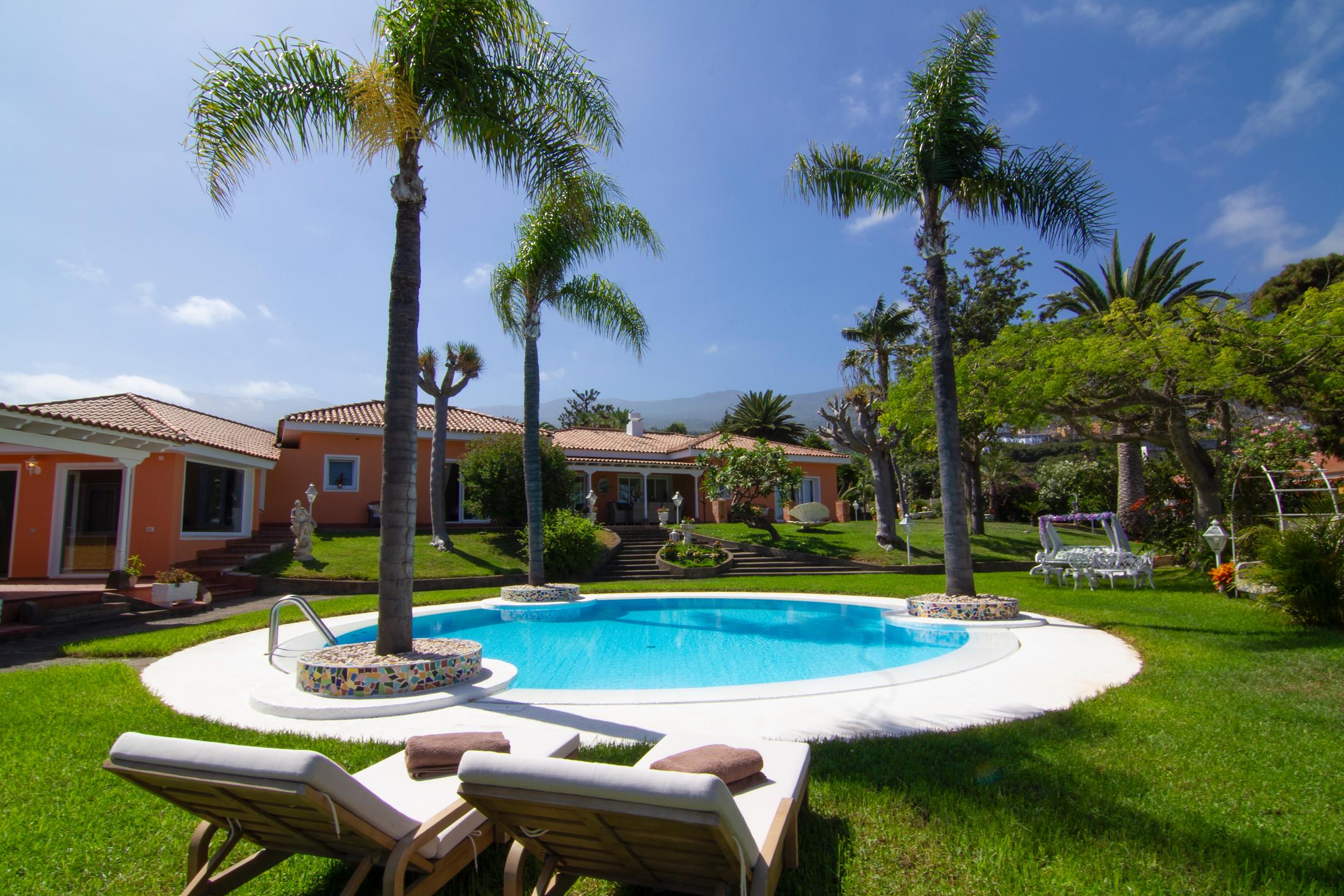 The Entire Estate 3